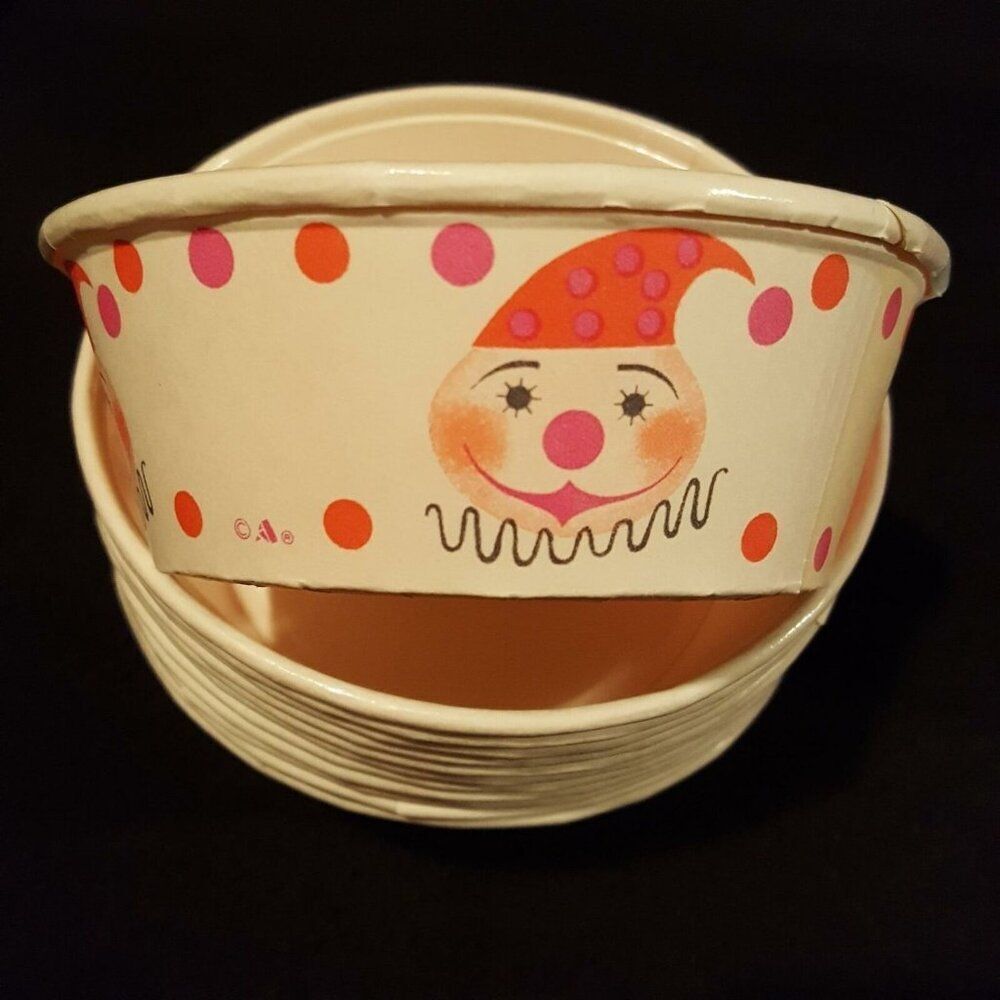 Vintage 70s Dixie Clown Dishes Ice Cream Cup Matchables 12 Count 7 Ounce